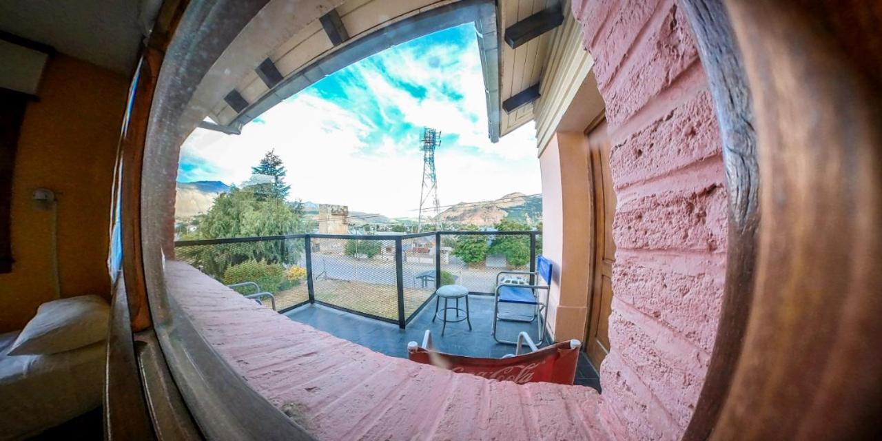 Pinto Casa Hostel & Bar Эскель Экстерьер фото