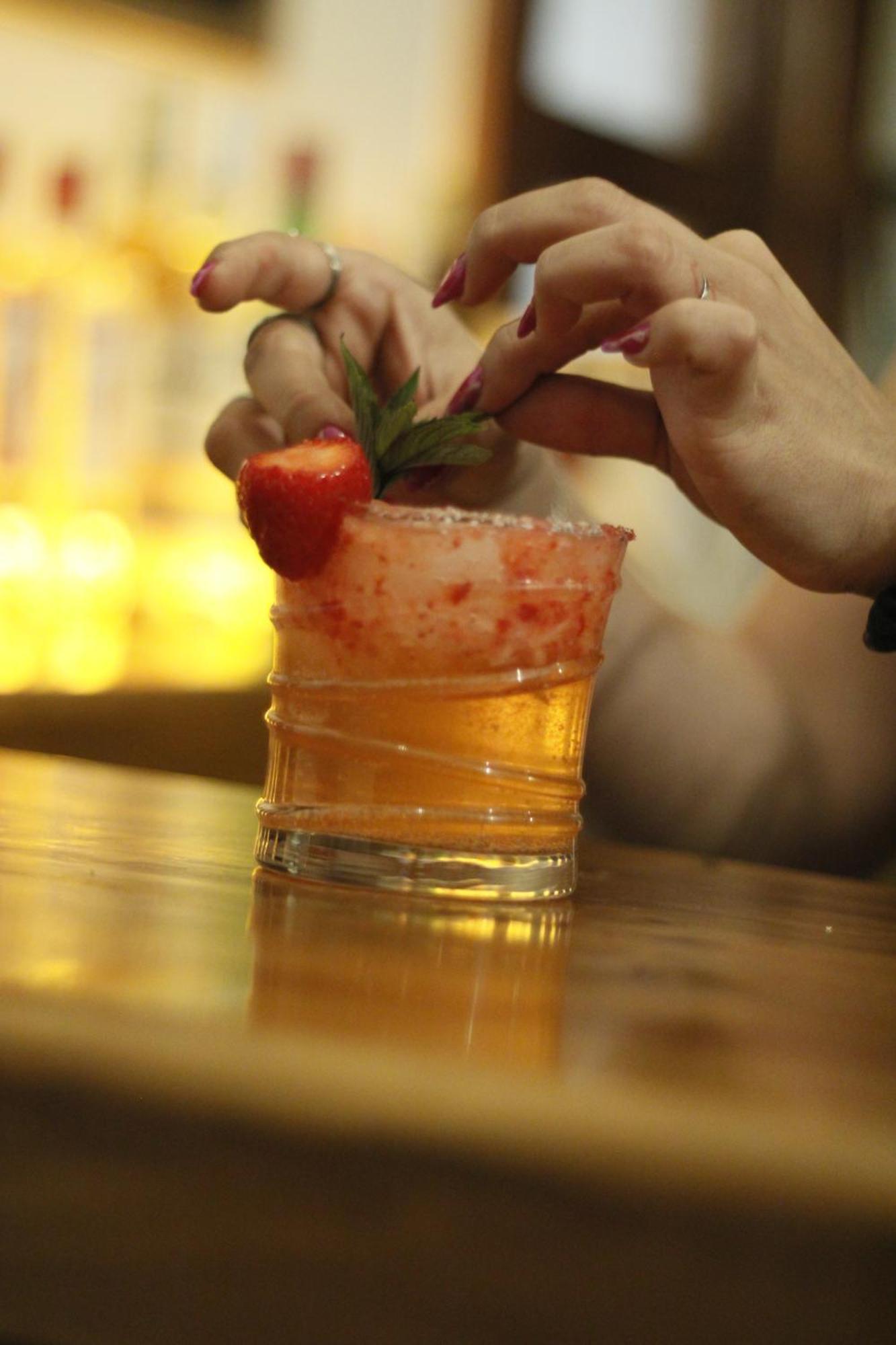 Pinto Casa Hostel & Bar Эскель Экстерьер фото
